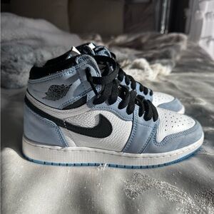 Nike air jordan sky blue size 5.5Y dm for details